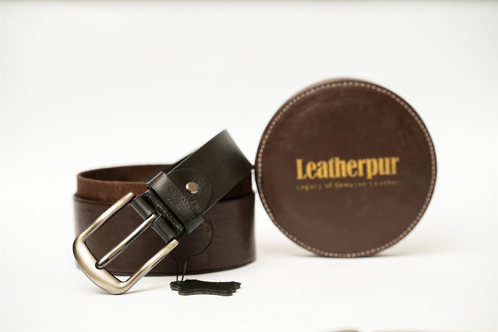 Attaro - genuine leather belt in classic black