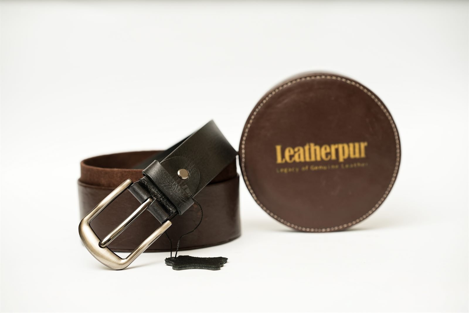 Attaro - genuine leather belt in classic black