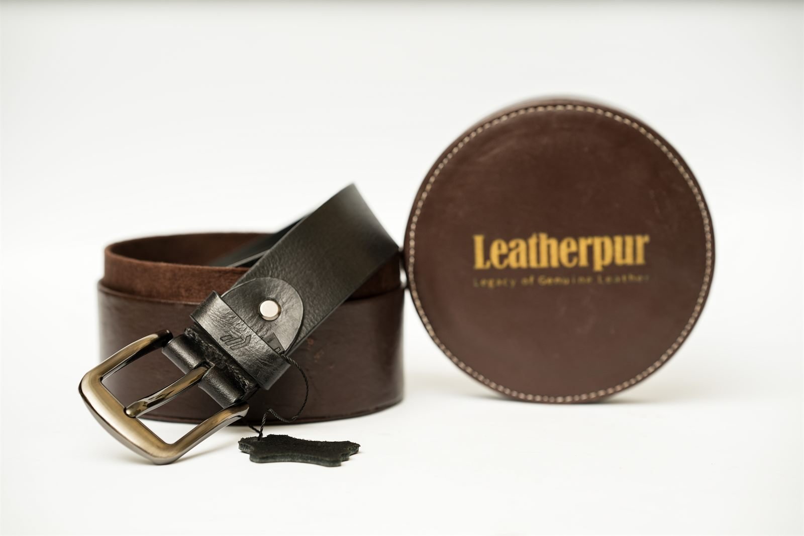 Attaro - genuine leather belt in classic black