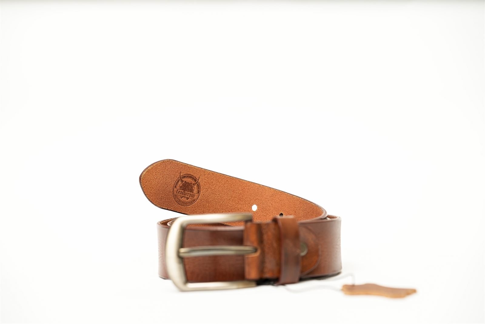 Cholvar - genuine leather belt in tan