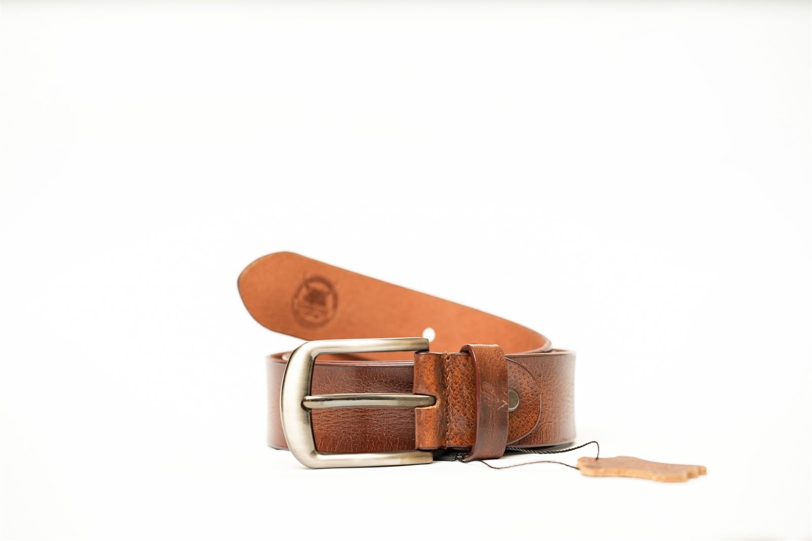 Cholvar - genuine leather belt in tan