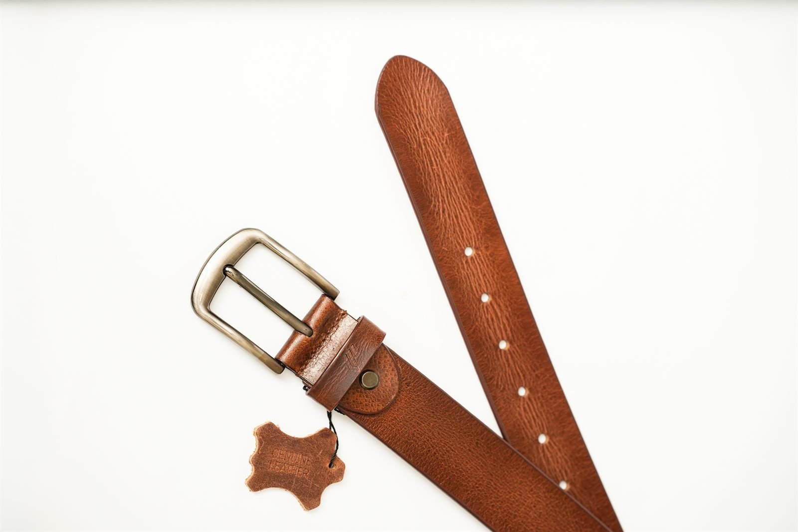 Cholvar - genuine leather belt in tan