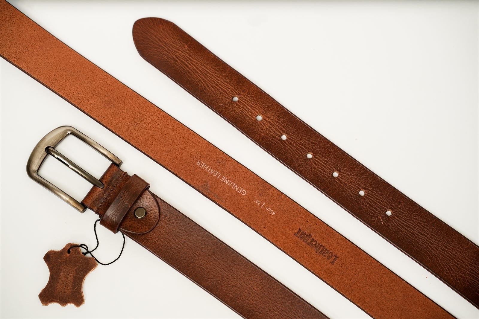Cholvar - genuine leather belt in tan