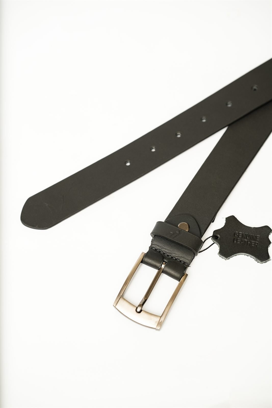 Noorvan - genuine leather belt in classic black