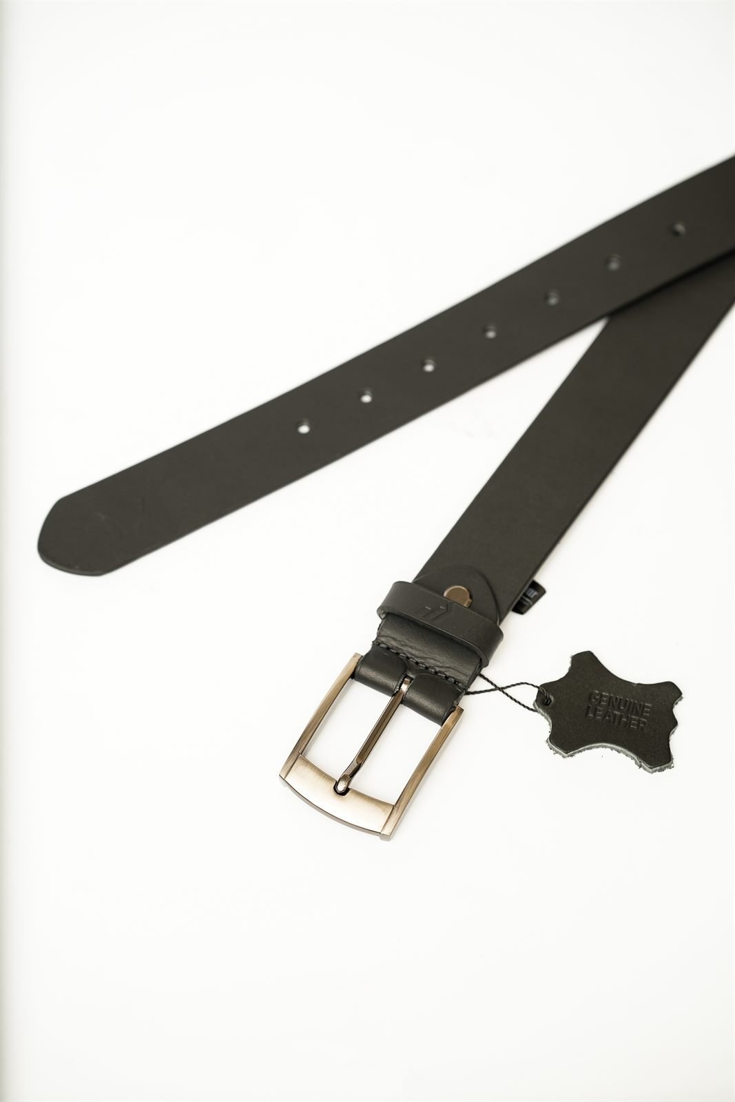 Noorvan - genuine leather belt in classic black