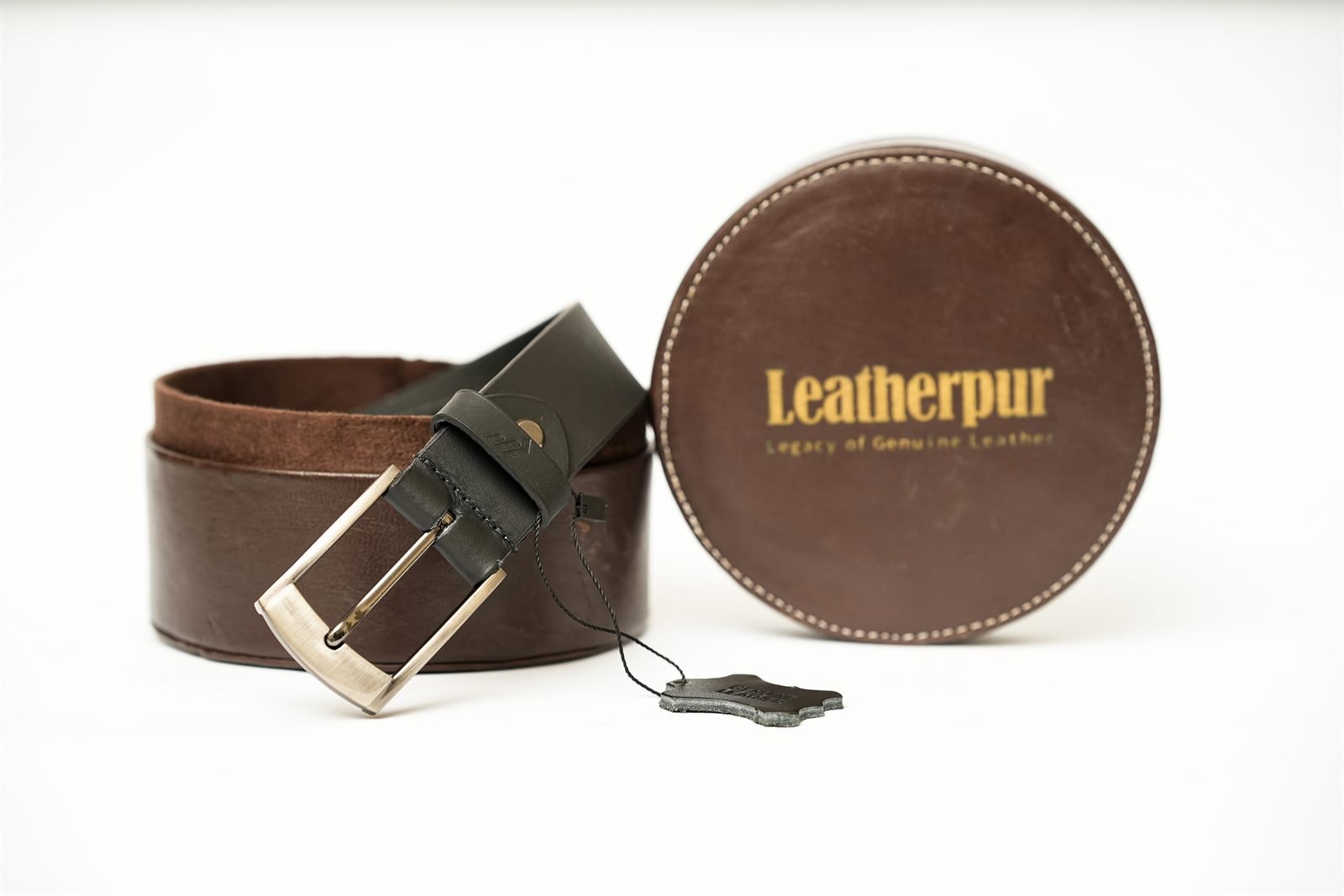Noorvan - genuine leather belt in classic black