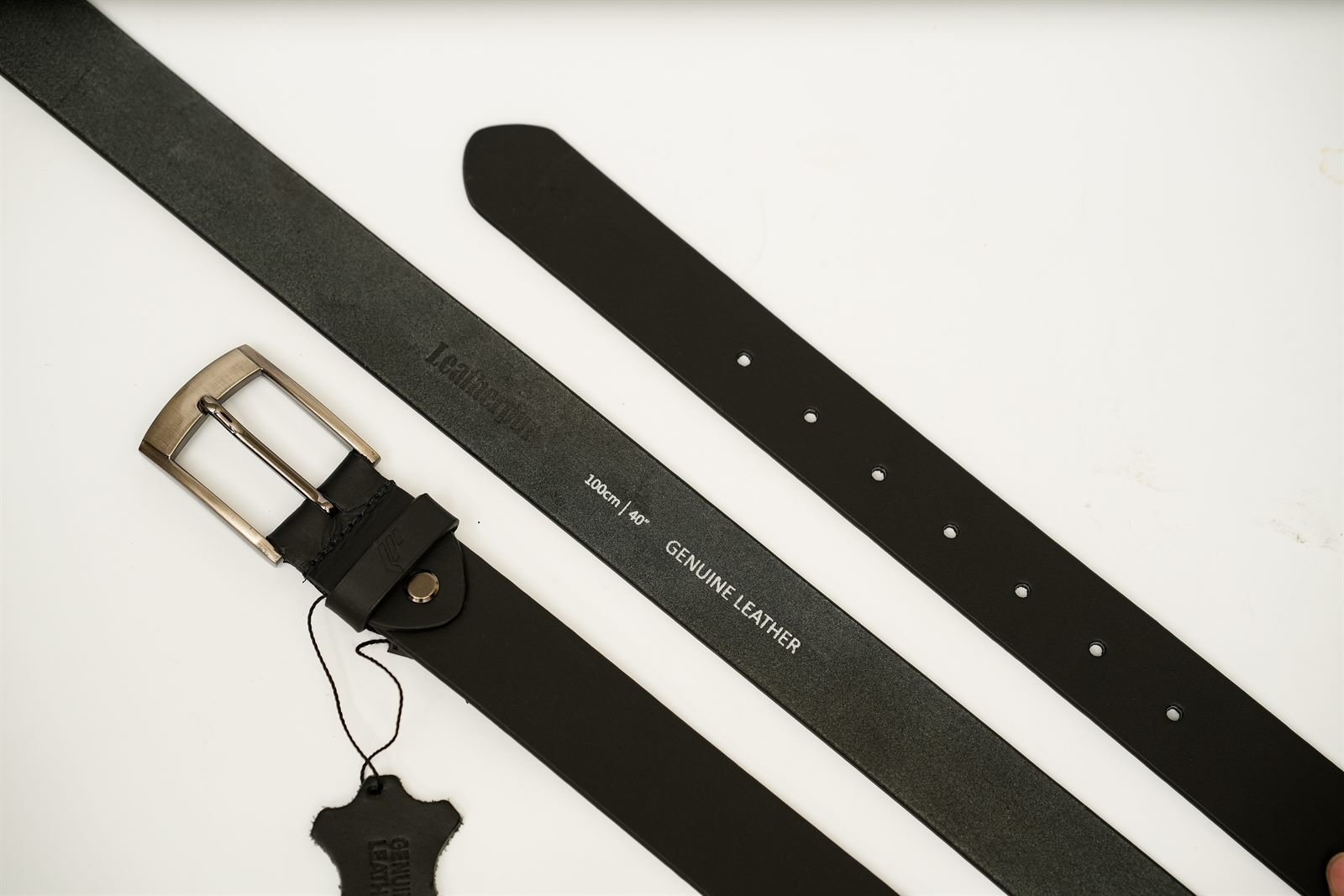 Noorvan - genuine leather belt in classic black