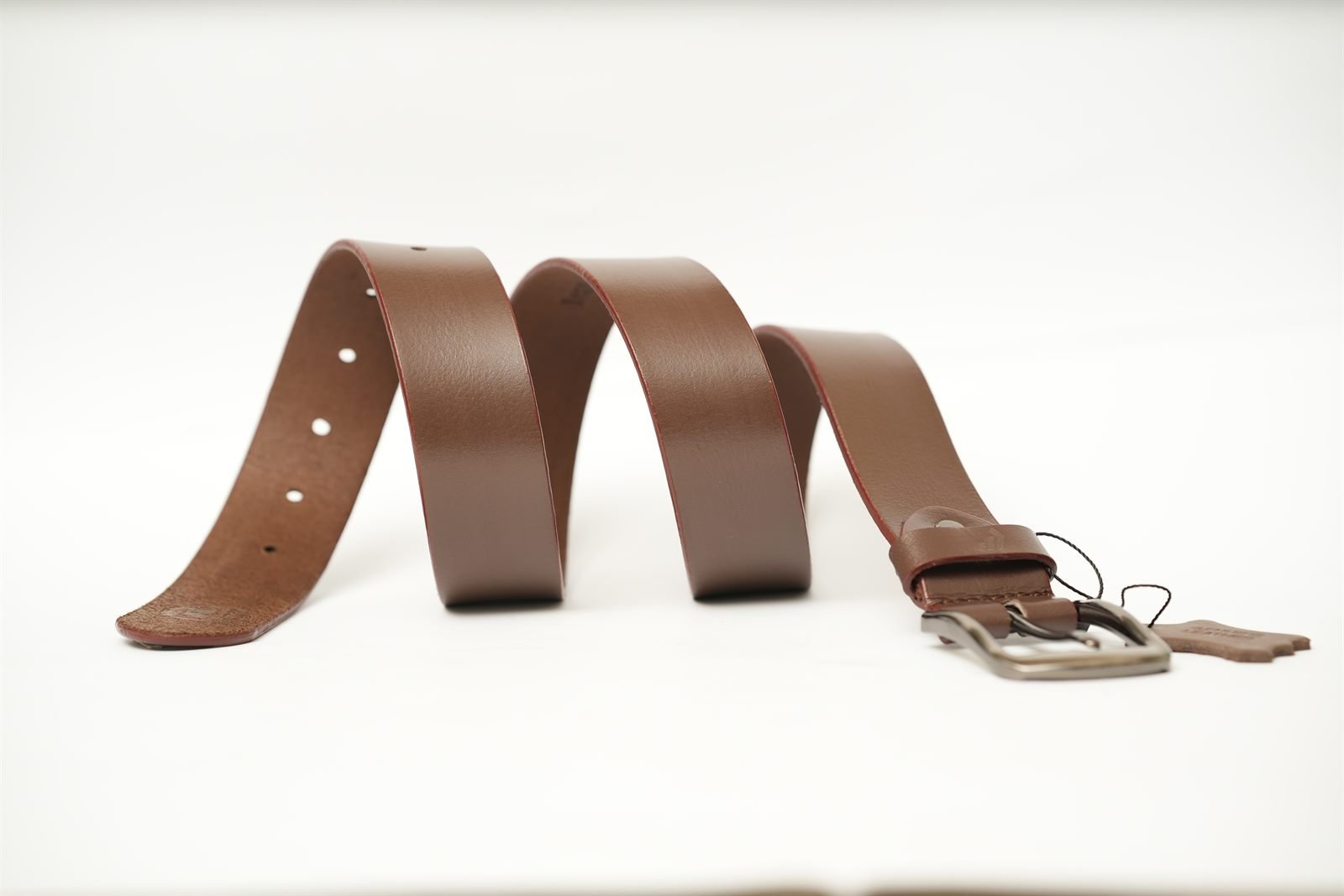 Rohvar - genuine leather belt in chestnut brown