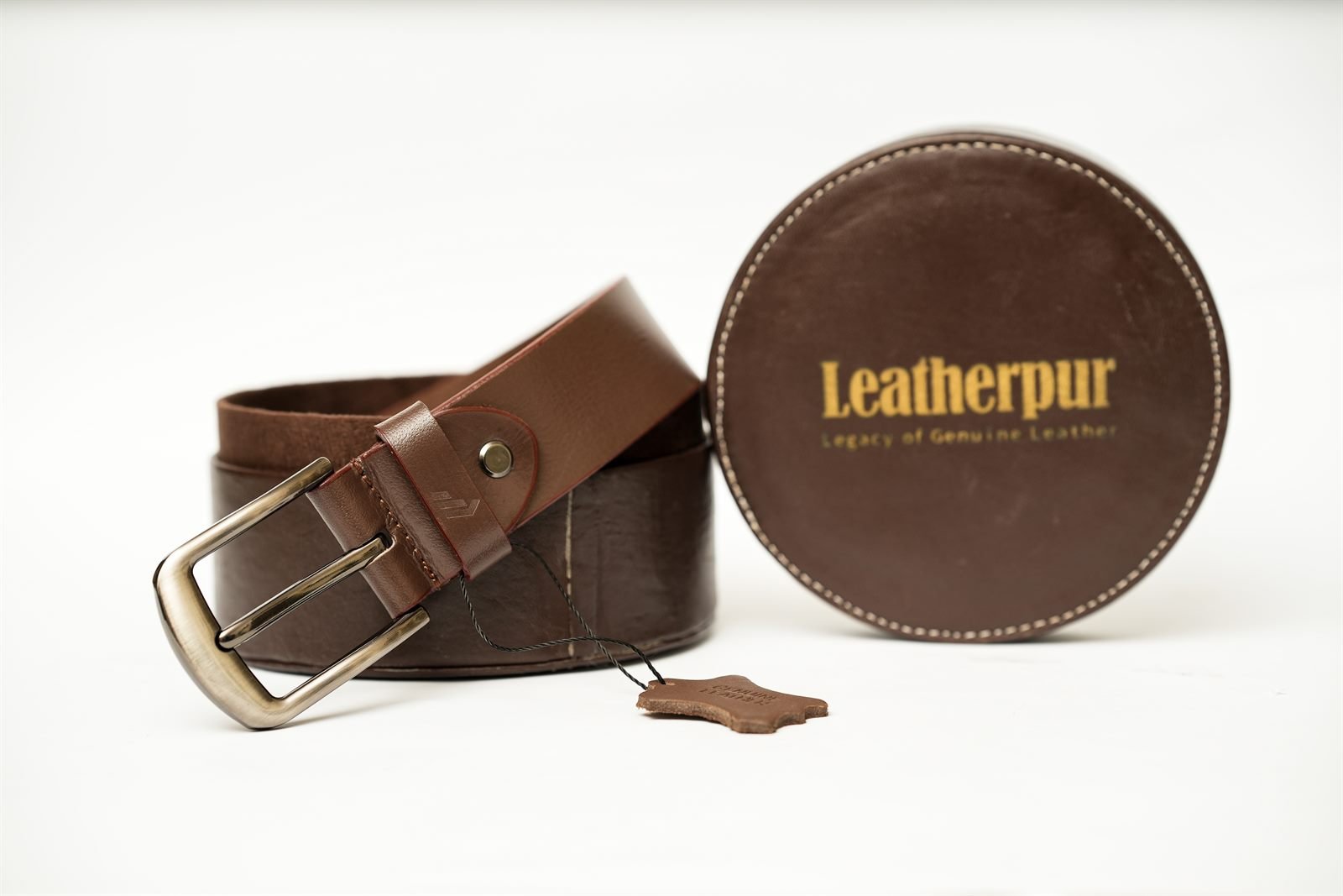 Rohvar - genuine leather belt in chestnut brown