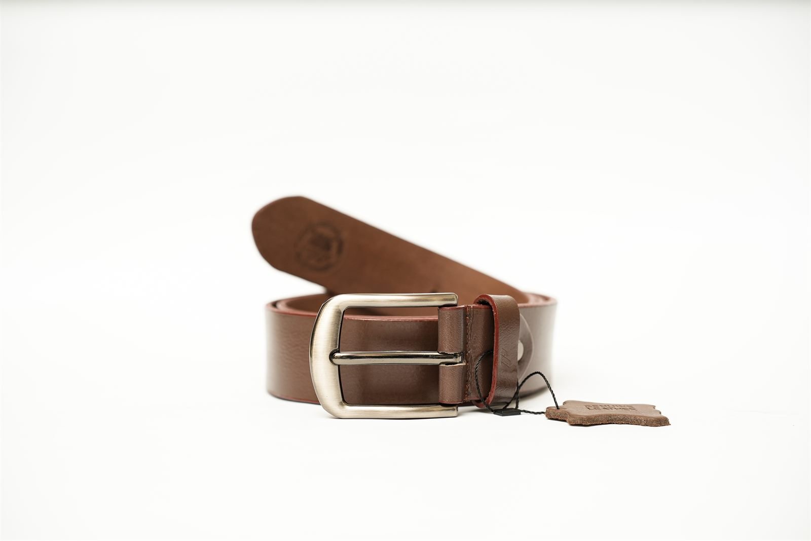 Rohvar - genuine leather belt in chestnut brown